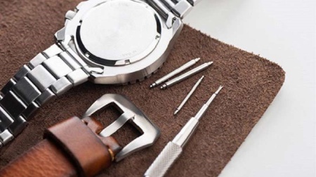 تعویض بند ساعت فلزی تعویض بند ساعت فلزی