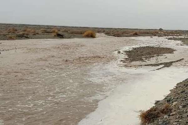 تبدیل چالش سیلابهای اخیر به فرصت بهره وری پایدار منابع آب استان کرمان تبدیل چالش سیلابهای اخیر به فرصت بهره وری پایدار منابع آب استان کرمان