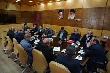 منطقه اقتصادی تاکستان باید سریعتر وارد فاز اجرایی شود استاندار2.jpg