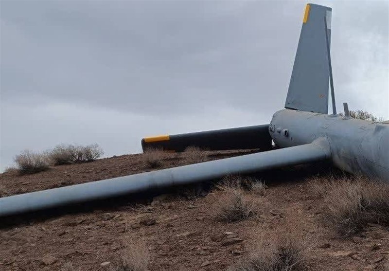 انهدام پهپاد هرمس 900 اسرائیلی در اشتهارد + تصاویر انهدام پهپاد هرمس 900 اسرائیلی در اشتهارد + تصاویر