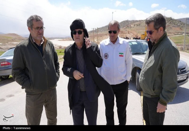 تخریب پل مختار یاسوج در پی سیلاب/ کمربندی شهر مسدود شد+تصاویر تخریب پل مختار یاسوج در پی سیلاب/ کمربندی شهر مسدود شد+تصاویر