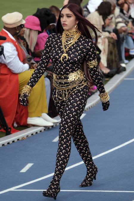 دختر مدونا ستاره هفته مد پاریس،اخبار فرهنگی،خبرهای فرهنگی دختر مدونا ستاره هفته مد پاریس،اخبار فرهنگی،خبرهای فرهنگی