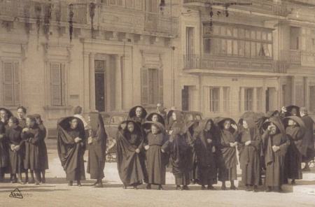 پوشش سنتی و دیدنی زنان اروپایی،اخبار مد،خبرهای مد پوشش سنتی و دیدنی زنان اروپایی،اخبار مد،خبرهای مد