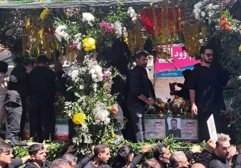 4 شهید خانواده «خانی» در بهارستان تشییع و خاکسپاری شد اخبار بهارستان , جنگ آمریکا و رژیم صهیونیستی علیه ایران , شهید ,