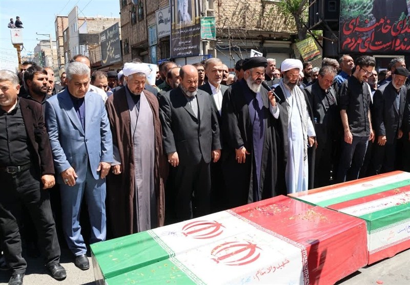 4 شهید خانواده «خانی» در بهارستان تشییع و خاکسپاری شد اخبار بهارستان , جنگ آمریکا و رژیم صهیونیستی علیه ایران , شهید ,