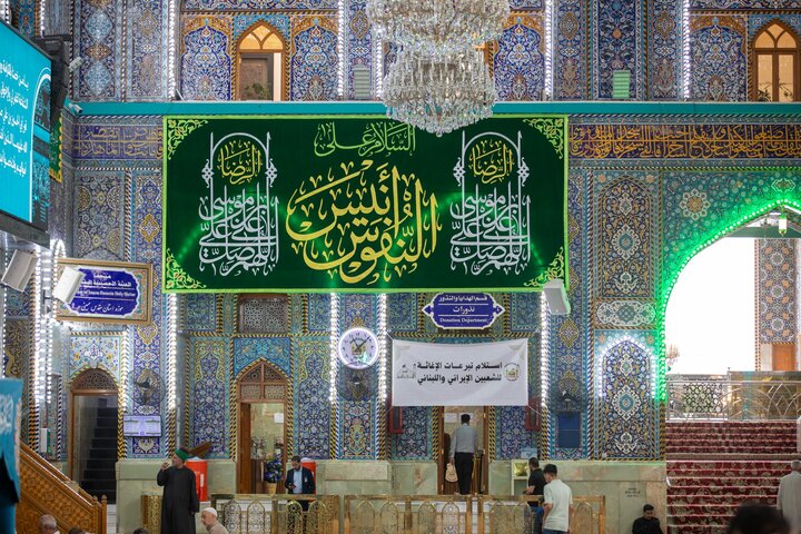 آذین بندی حرم امام حسین(ع) در سالروز ولادت امام رضا(ع)+تصاویر آذین بندی حرم امام حسین(ع) در سالروز ولادت امام رضا(ع)+تصاویر