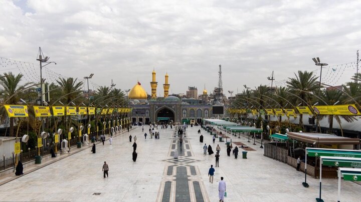 آذین بندی حرم امام حسین(ع) در سالروز ولادت امام رضا(ع)+تصاویر آذین بندی حرم امام حسین(ع) در سالروز ولادت امام رضا(ع)+تصاویر