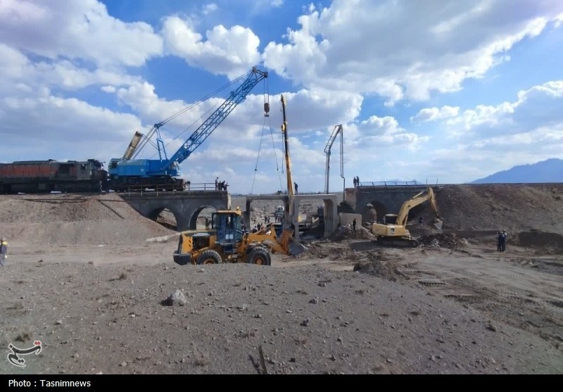 ارتباط در خط ریلی جنوب برقرار شد/بازسازی پل هفتدهانه راهآهن+تصاویر جنگ آمریکا و رژیم صهیونیستی علیه ایران , اخبار قم ,