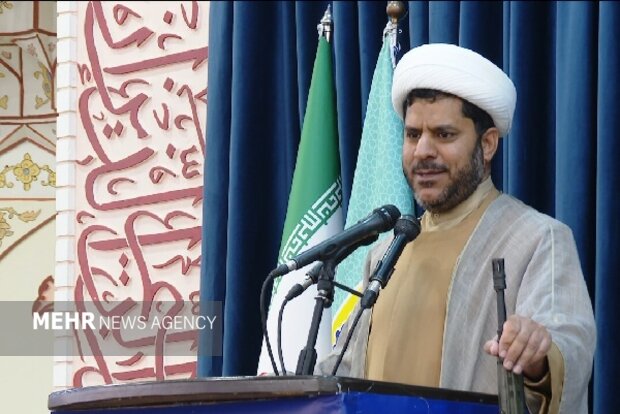 بازخوانی نقش بانوان از مبارزه با استعمار در هرمز تا مقاومت در خیابان بازخوانی نقش بانوان از مبارزه با استعمار در هرمز تا مقاومت در خیابان