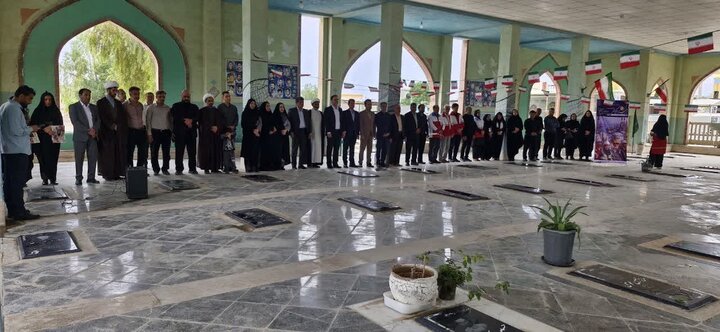 تجدید میثاق با آرمانهای شهدا در تنگستان برگزار شد تجدید میثاق با آرمانهای شهدا در تنگستان برگزار شد