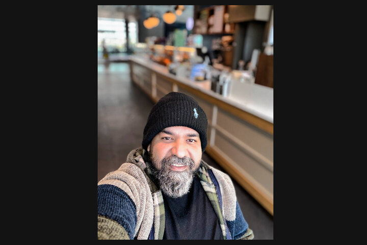 تلاشهای یک کنشگر موسیقی در جنگ؛ «مشکی پوش» سنگ تمام گذاشت تلاشهای یک کنشگر موسیقی در جنگ؛ «مشکی پوش» سنگ تمام گذاشت