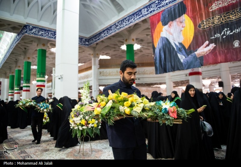 خطبهخوانی و آغاز دهه کرامت از حرم حضرت معصومه(س)+ عکس حضرت معصومه (س) , اخبار استان قم , دهه کرامت ,