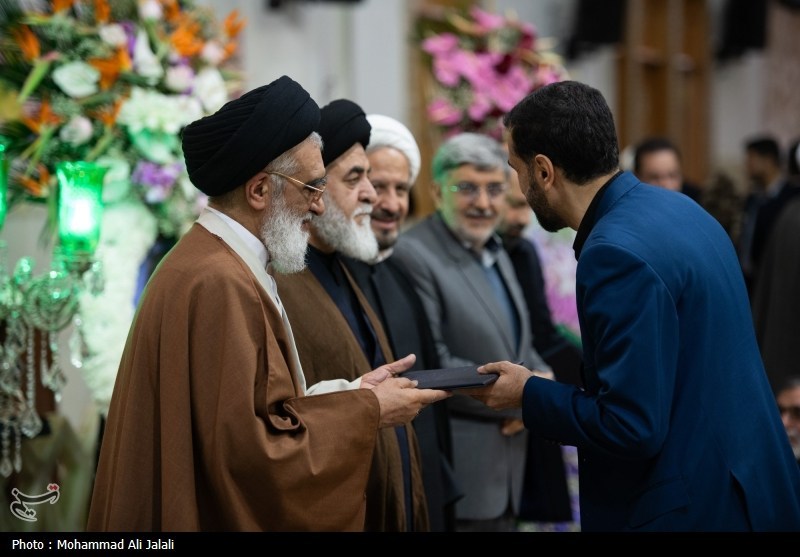 خطبهخوانی و آغاز دهه کرامت از حرم حضرت معصومه(س)+ عکس حضرت معصومه (س) , اخبار استان قم , دهه کرامت ,