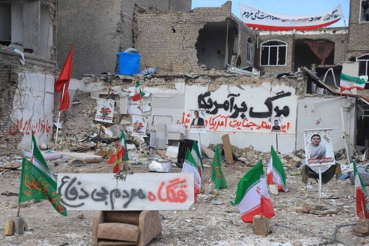 روایت مهر از مسئولیت فرهنگی هنرمندان استان تهران در روزهای جنگ روایت مهر از مسئولیت فرهنگی هنرمندان استان تهران در روزهای جنگ