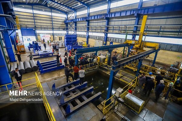 مقاومت تولید در گلستان؛ اراده پولادین فعالان اقتصادی در دل سختیها مقاومت تولید در گلستان؛ اراده پولادین فعالان اقتصادی در دل سختیها