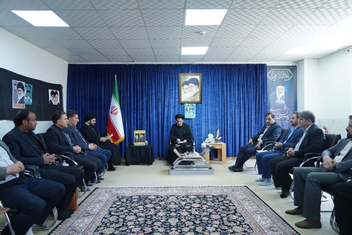 نماینده ولیفقیه در لرستان: نقش بنیاد مسکن در بازسازی مناطق آسیبدیده نماینده ولیفقیه در لرستان: نقش بنیاد مسکن در بازسازی مناطق آسیبدیده