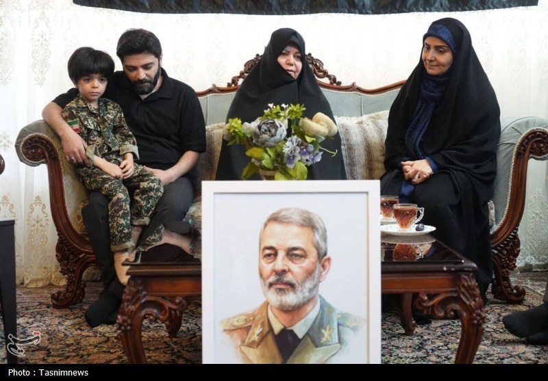 روایتی میدانی از سفر وزیر راه و شهرسازی به قم؛ سازندگی ادامه دارد اخبار استان قم , نهضت ملی مسکن ,