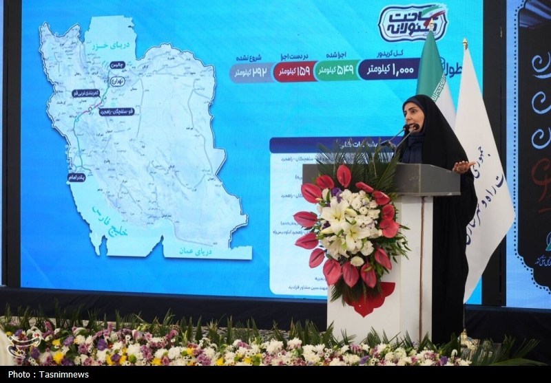 روایتی میدانی از سفر وزیر راه و شهرسازی به قم؛ سازندگی ادامه دارد اخبار استان قم , نهضت ملی مسکن ,