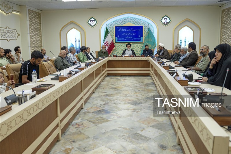 تأکید اساتید هنرهای تجسمی بر نقش هنر در تبیین معارف مهدوی+ عکس مسجد جمکران , اخبار استان قم , فرهنگ و هنر , هنرهای تجسمی ,