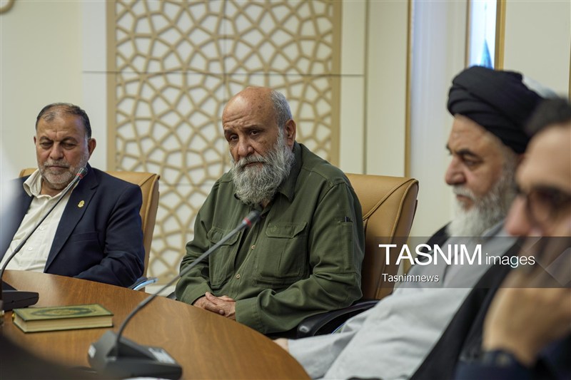 تأکید اساتید هنرهای تجسمی بر نقش هنر در تبیین معارف مهدوی+ عکس مسجد جمکران , اخبار استان قم , فرهنگ و هنر , هنرهای تجسمی ,