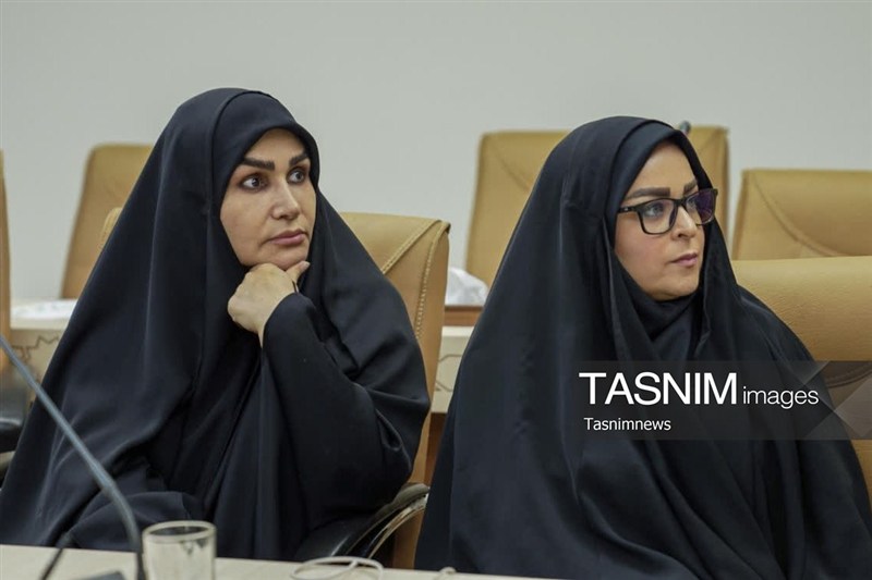 تأکید اساتید هنرهای تجسمی بر نقش هنر در تبیین معارف مهدوی+ عکس مسجد جمکران , اخبار استان قم , فرهنگ و هنر , هنرهای تجسمی ,