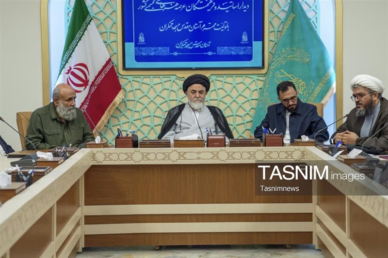تأکید اساتید هنرهای تجسمی بر نقش هنر در تبیین معارف مهدوی+ عکس مسجد جمکران , اخبار استان قم , فرهنگ و هنر , هنرهای تجسمی ,