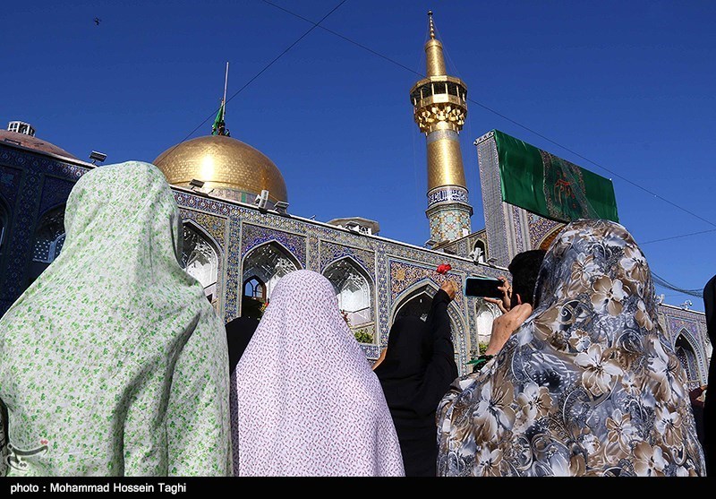 چهارشنبههای امام رضایی؛ وقتی یک نگاه آقا برای تمام دنیا کافی است مشهد مقدس , اخبار مشهد , خراسان رضوی , اخبار استان خراسان رضوی , حرم امام رضا(ع) , امام رضا (ع) ,